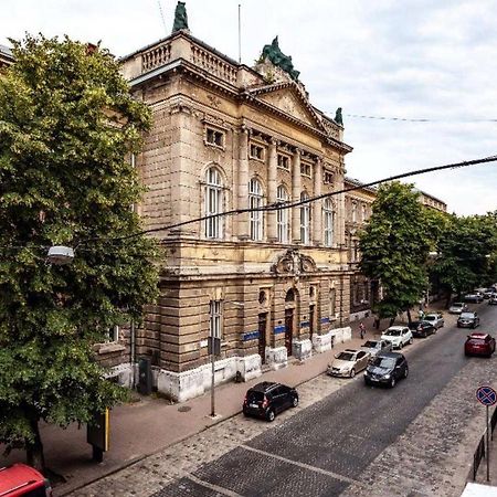 The Cube Rooms Lviv Bagian luar foto