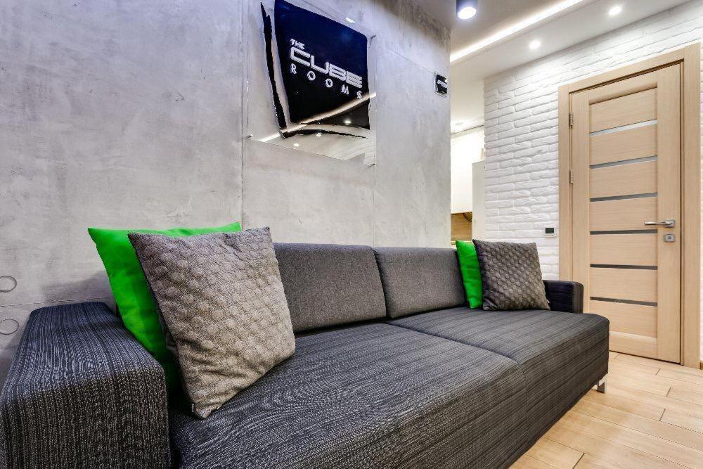 The Cube Rooms Lviv Bagian luar foto