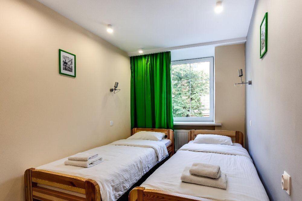 The Cube Rooms Lviv Bagian luar foto